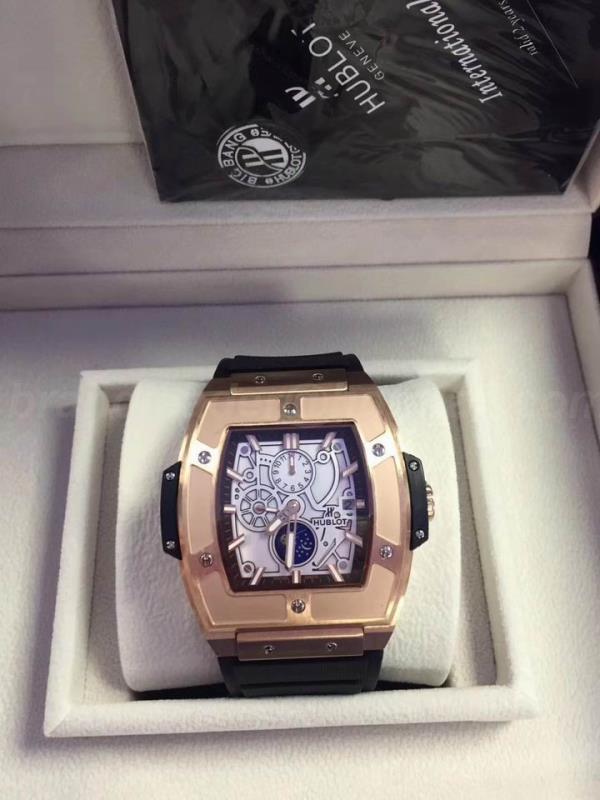 HUBLOT GENEVE Watch 12